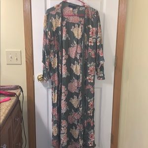 Floral kimono